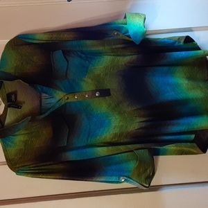 Silky quarter sleeve dress shirt large